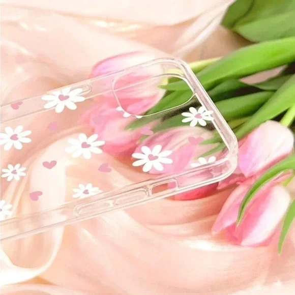 ⚠️Clearance iPhone 15/Pro/Pro Max Daisy And Heart Clear Phone Case - Picture 2 of 3